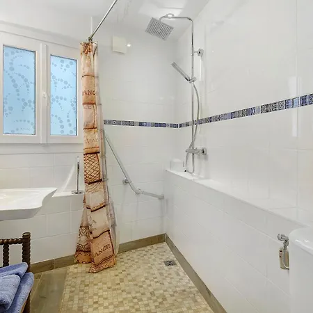 Domaine Le Trabet - L'olivier بيت للعطل *